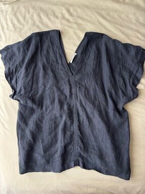 Black Crane Linen V-Neck Boxy Top
